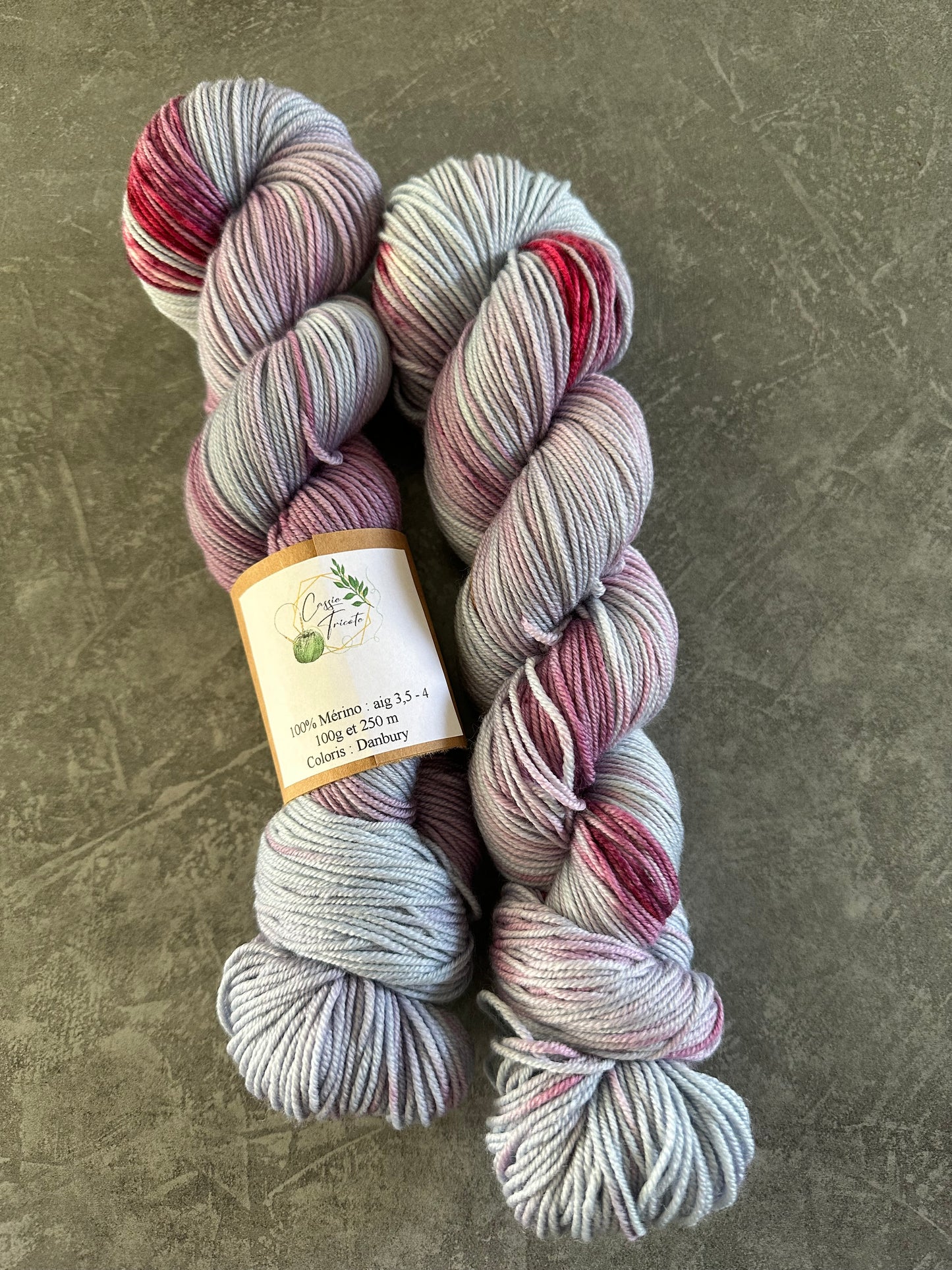💜Danbury : DK : 100% Mérino