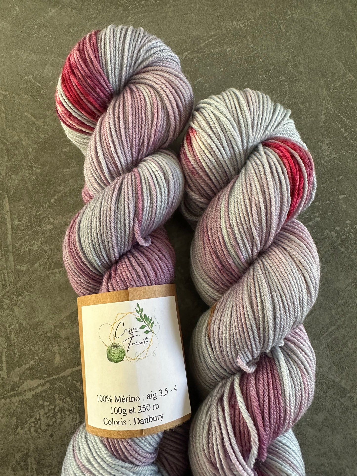 💜Danbury : DK : 100% Mérino
