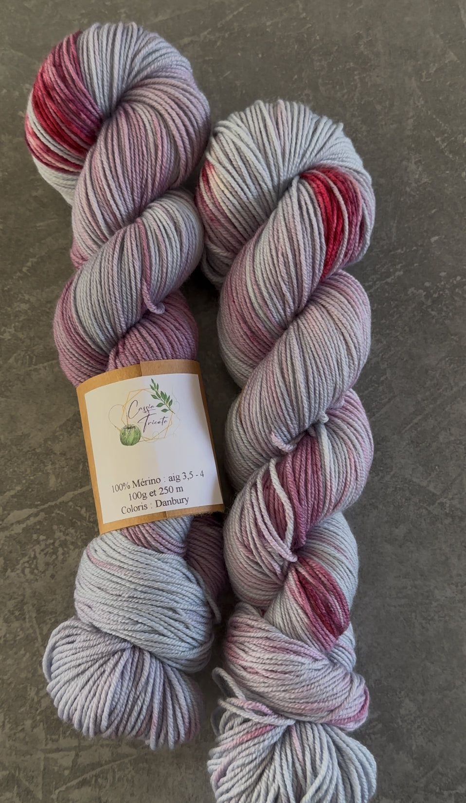 💜Danbury : DK : 100% Mérino