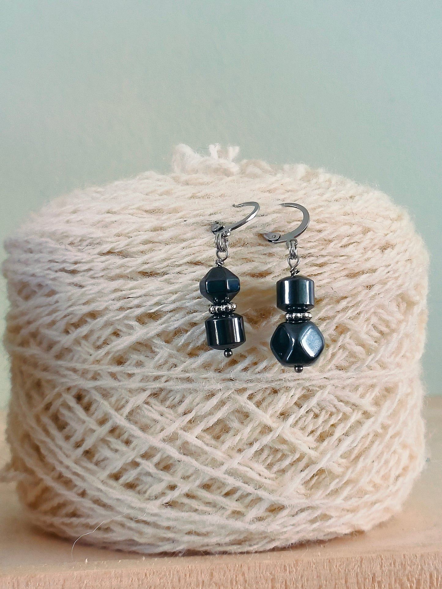 🎲Duo Hématites géométriques