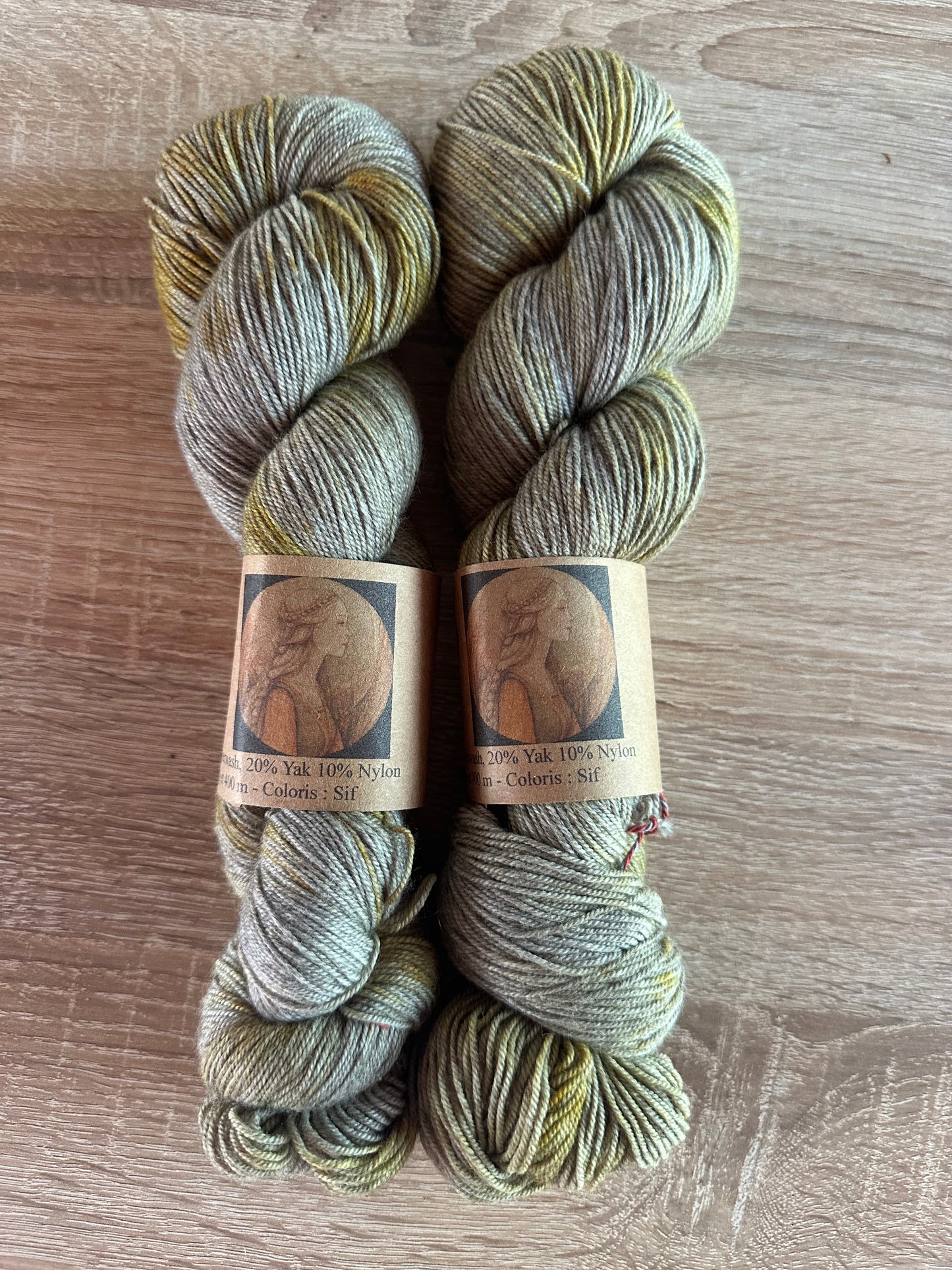Sif : Déesse des moissons : Mérinos, yak, nylon