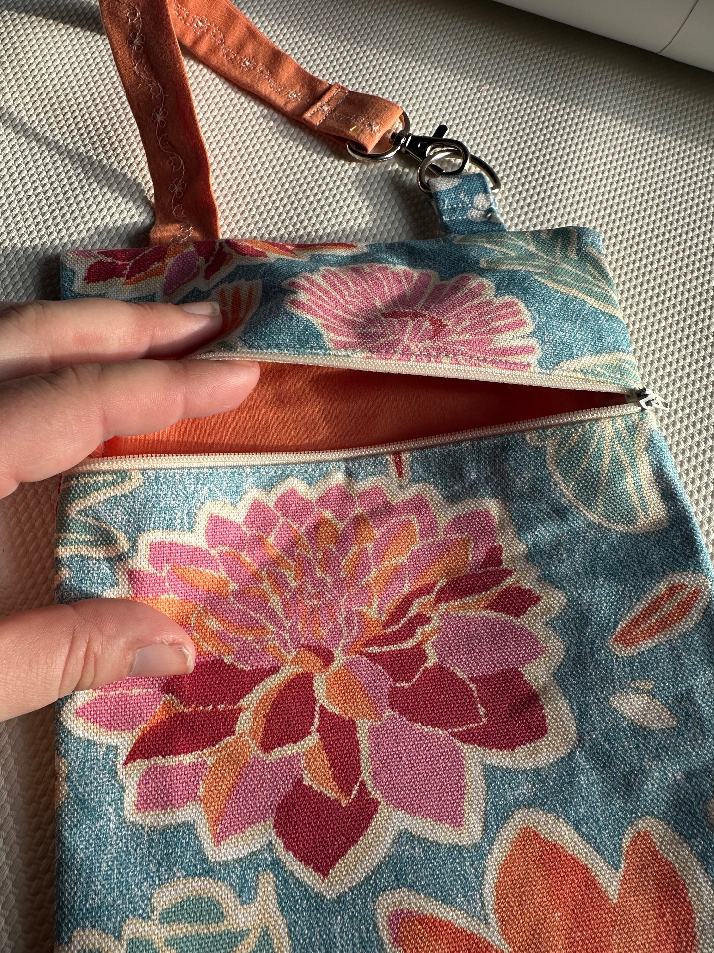 Pochette moyenne amovible 💐