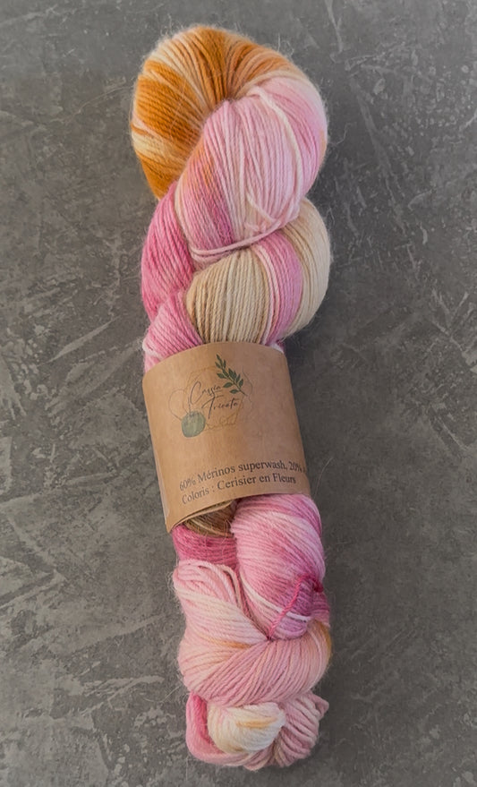 🌸Cerisiers en fleurs : fingering : mérinos, alpaga, nylon