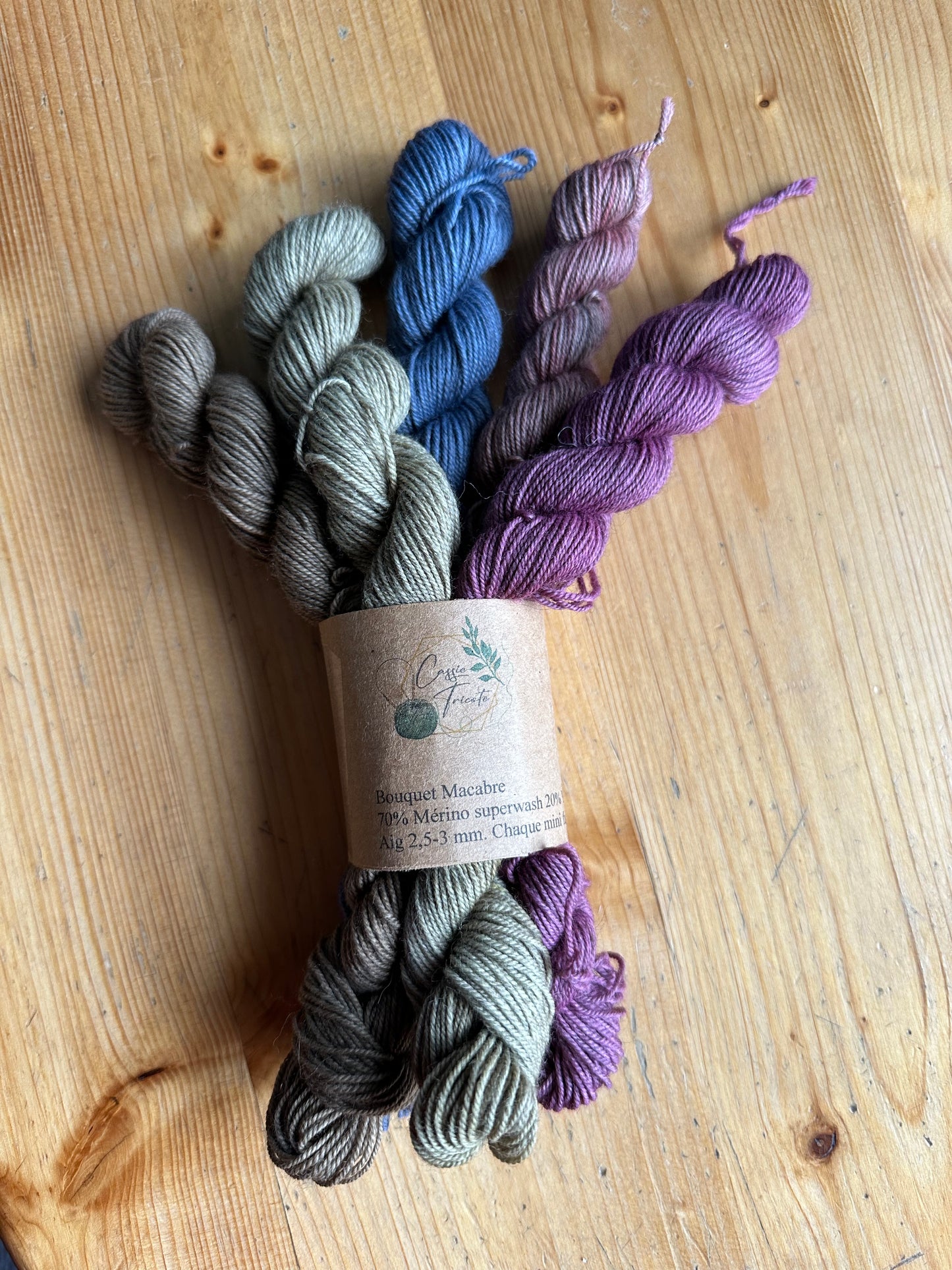 Bouquet Macabre : Fingering : Mérinos, Yak, Nylon