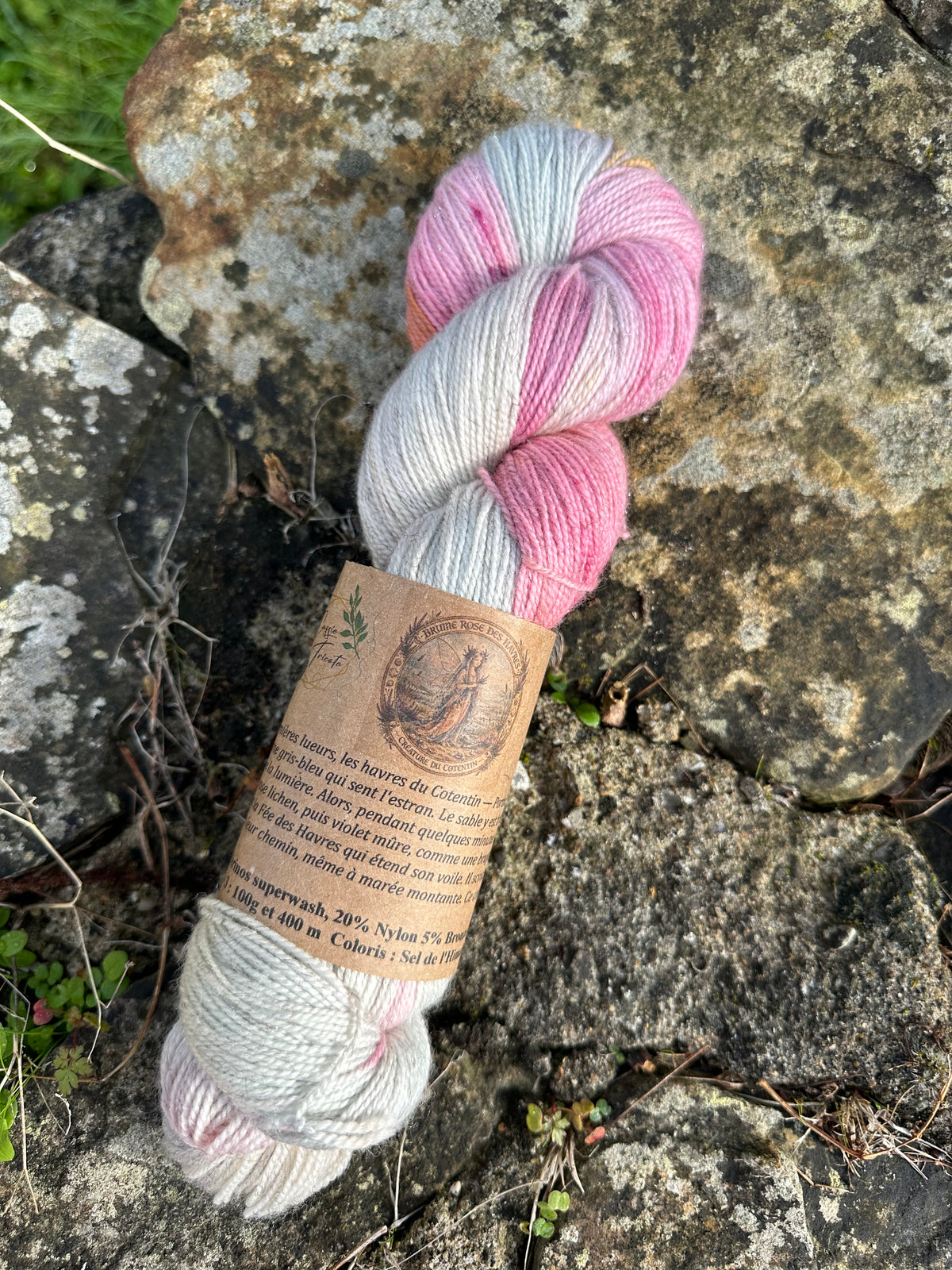 🌸Brume rose des havres: Mérinos, nylon, bronze stellina