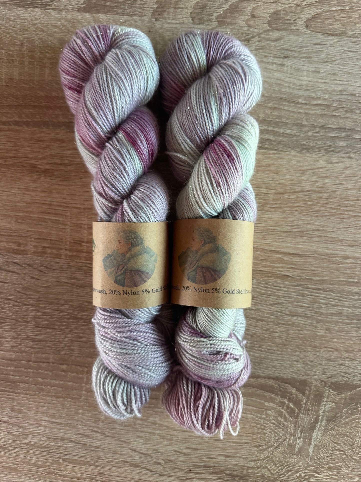 ❄️Skadi : Mérinos, nylon et gold stellina